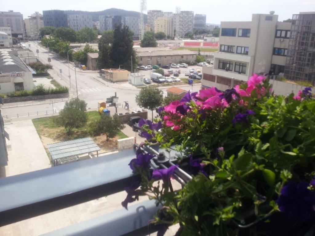 Luxurious Apartment Majda, 2 Bathrooms And Free Parking Split Ruang foto