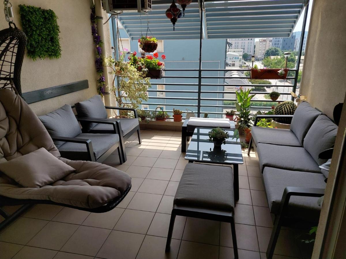 Luxurious Apartment Majda, 2 Bathrooms And Free Parking Split Bagian luar foto